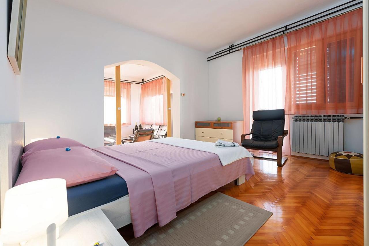 רוביני Apartments Pilicari (Adults Only) מראה חיצוני תמונה