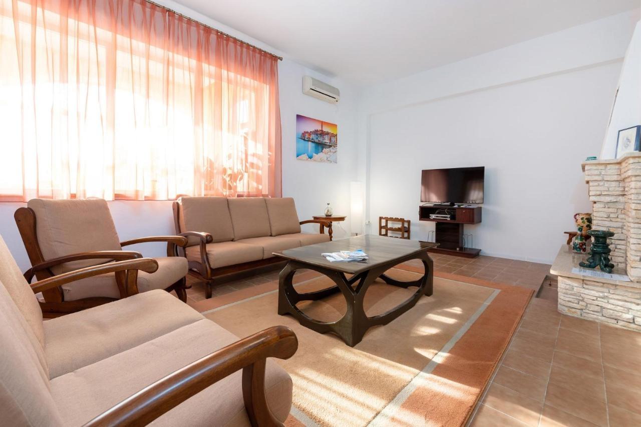 רוביני Apartments Pilicari (Adults Only) מראה חיצוני תמונה