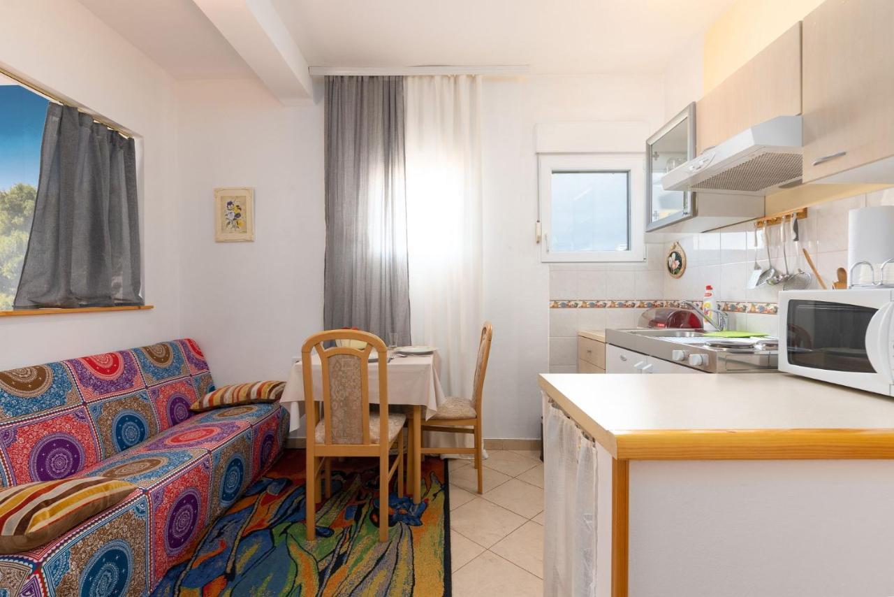 רוביני Apartments Pilicari (Adults Only) מראה חיצוני תמונה