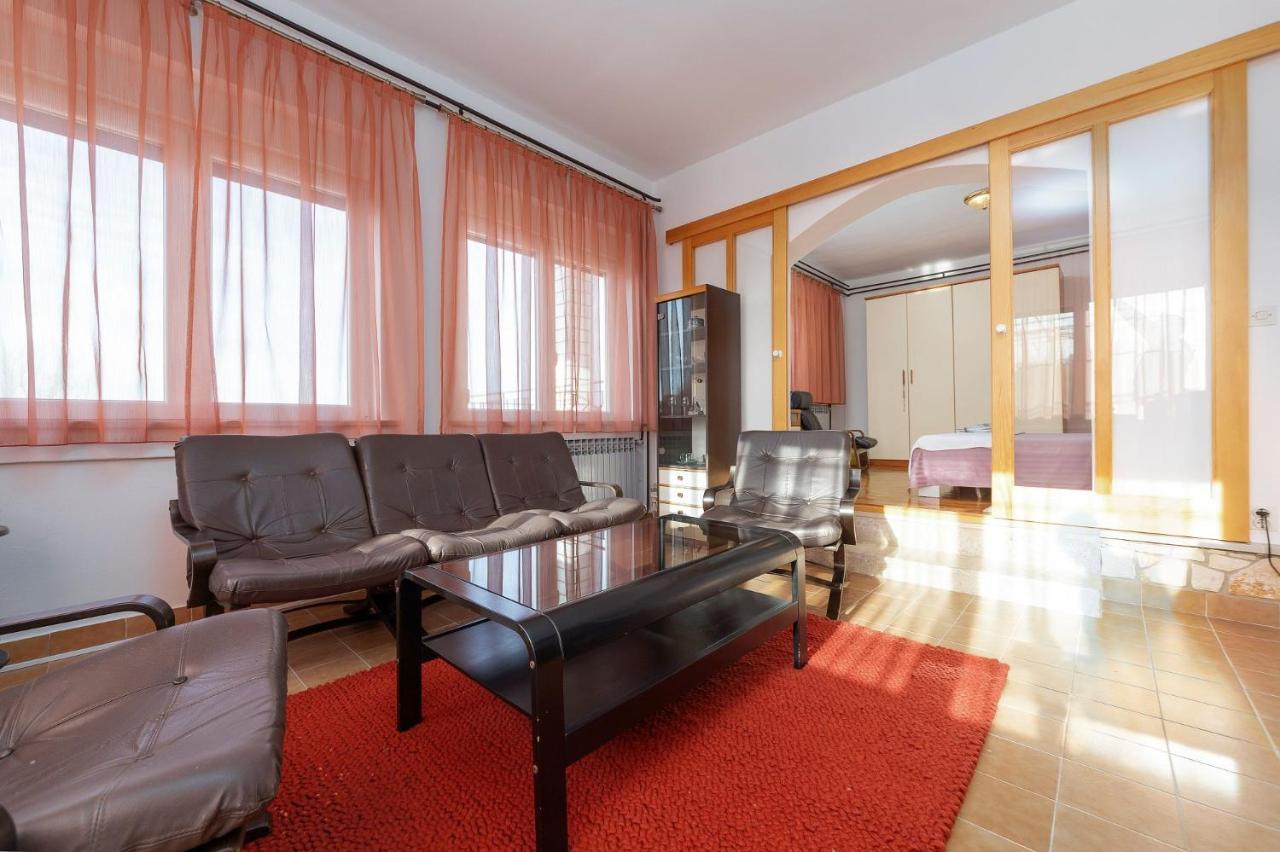 רוביני Apartments Pilicari (Adults Only) מראה חיצוני תמונה