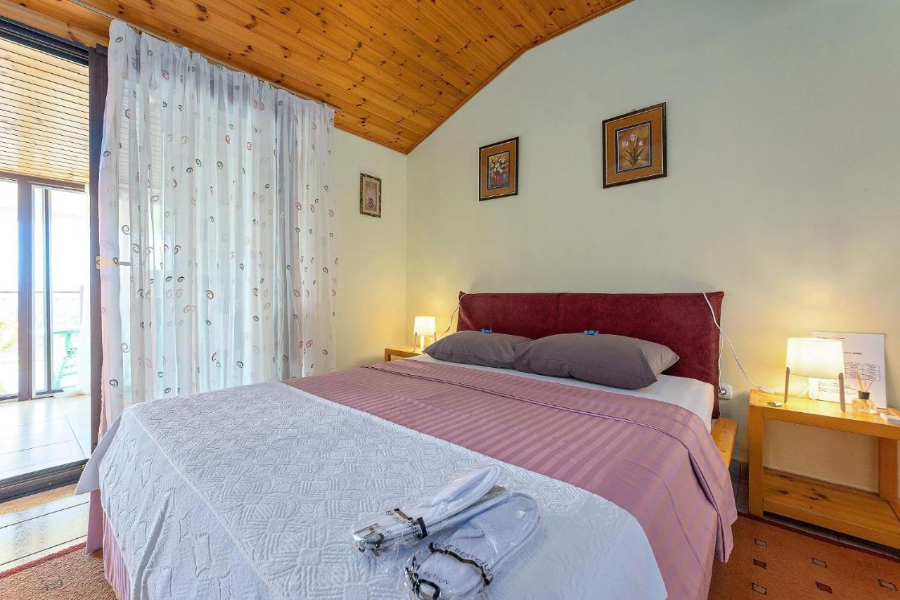 רוביני Apartments Pilicari (Adults Only) מראה חיצוני תמונה